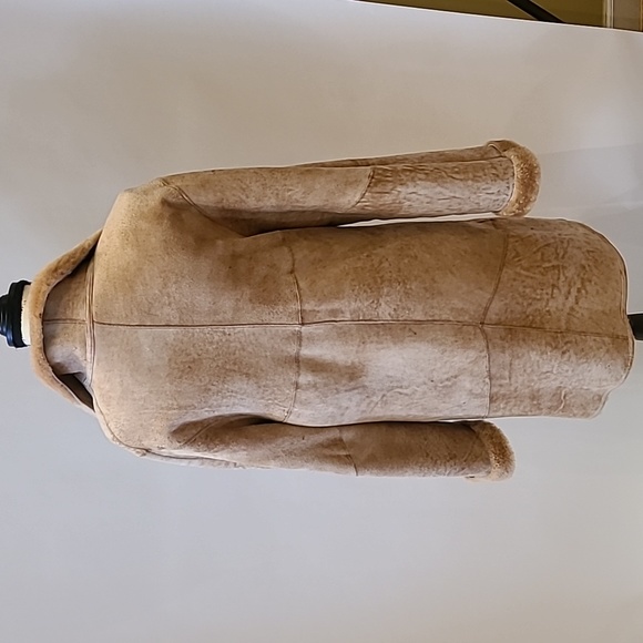 Gian Moti 100% Sheapskin Shearling coat size 38 Medium - Picture 7 of 16